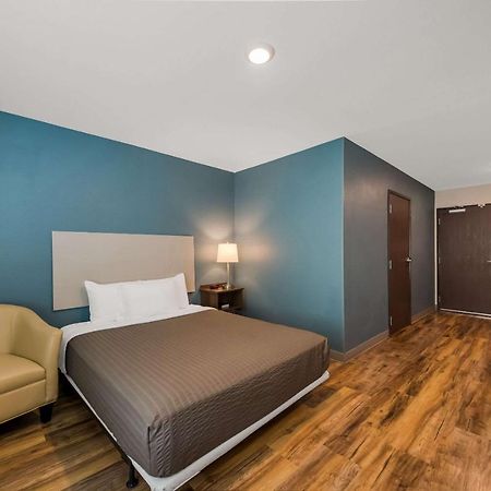 Woodspring Suites Inverness Buitenkant foto