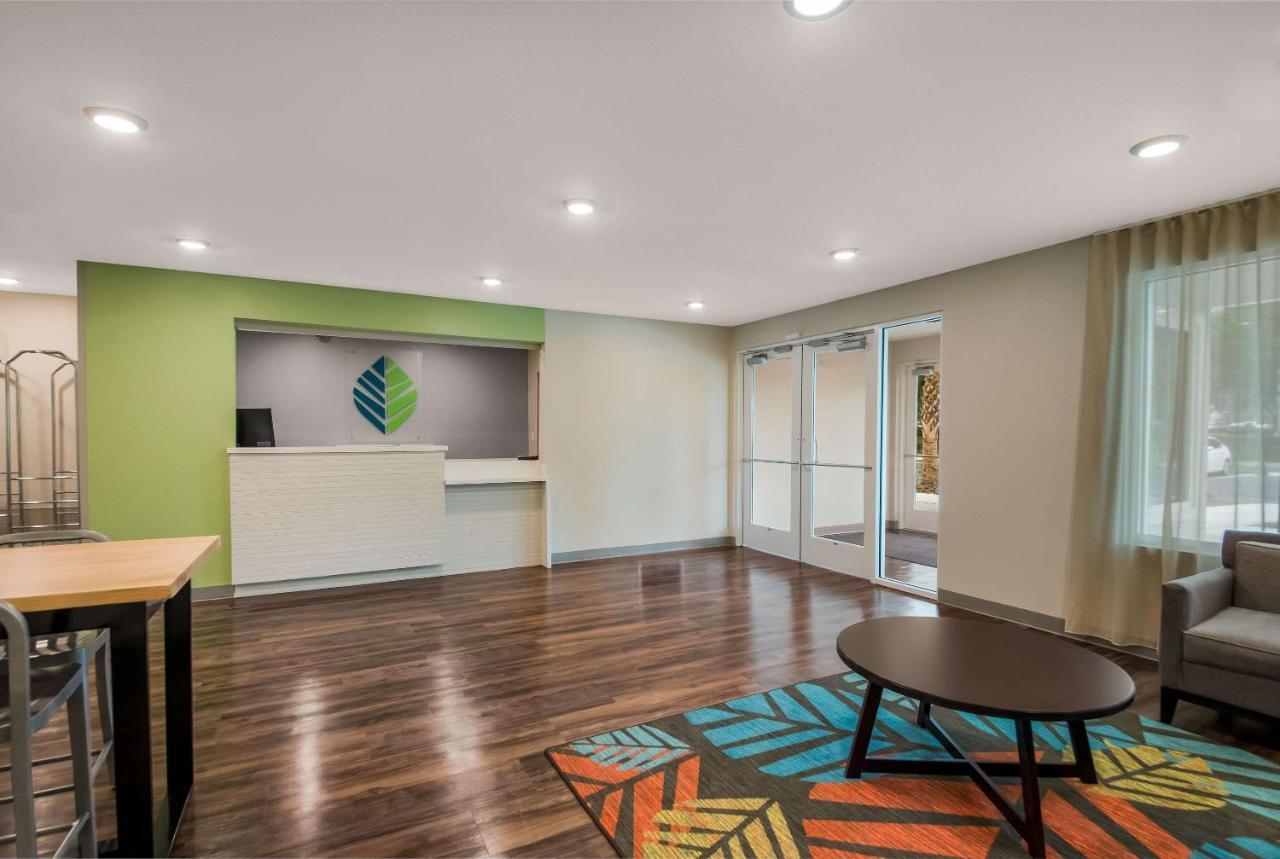 Woodspring Suites Inverness Buitenkant foto
