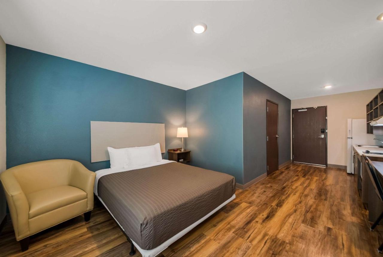 Woodspring Suites Inverness Buitenkant foto